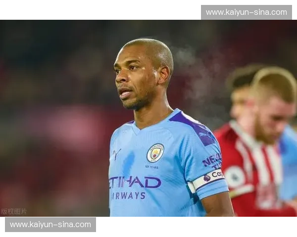 曼联后腰屏障作用评估 防守端拦截数据明显提升