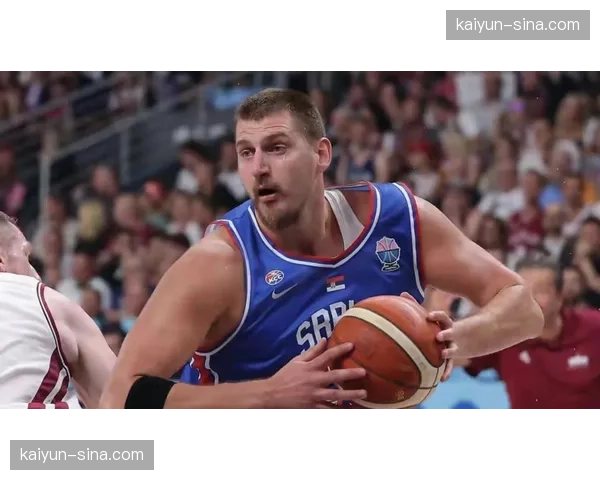 约基奇场均28分12.9篮板10.9助攻 连续两季达成场均三双